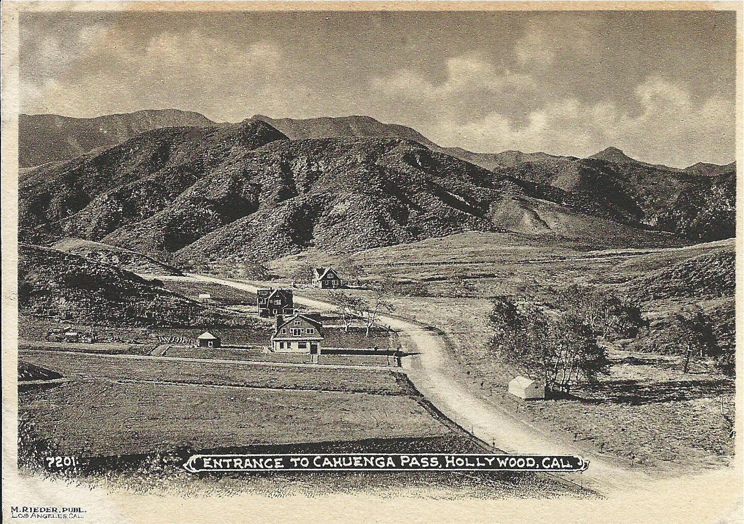 Entrance to the Cahuenga Pass from the south